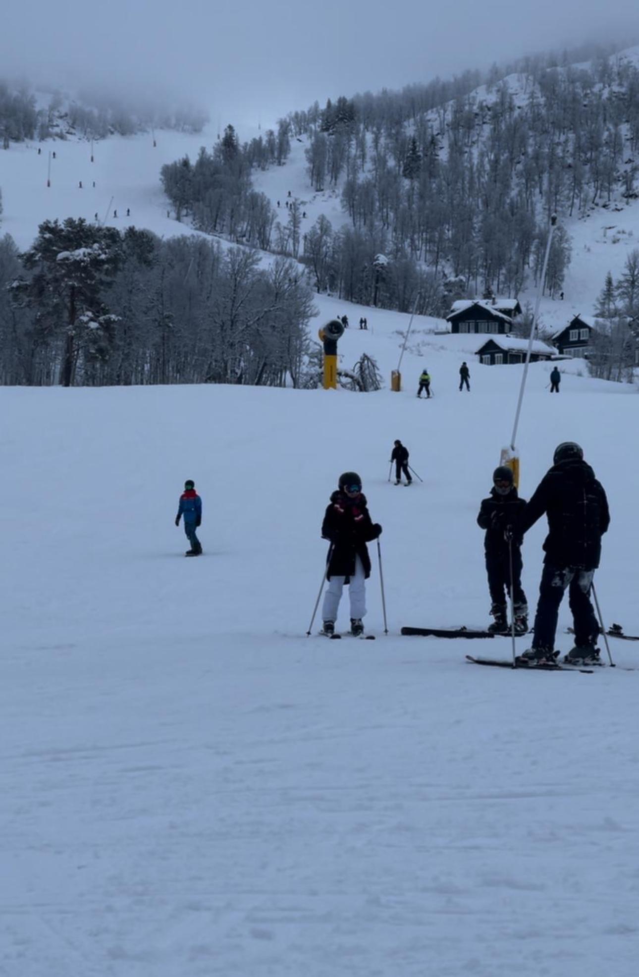 Hytta Pa Oyfjell Βίλα Εξωτερικό φωτογραφία